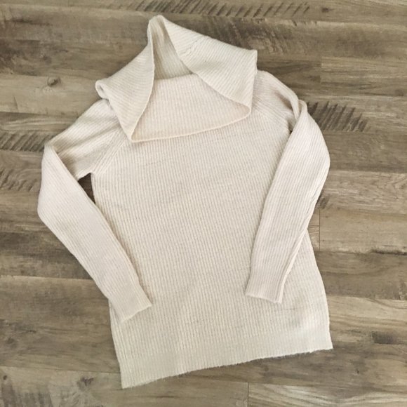 Casual Cream Cowl Neck Knit Sweater - Picture 2 of 14